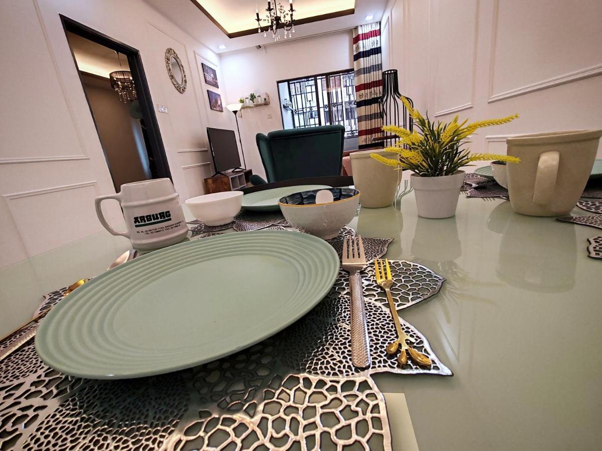 White On Cameron By Icolor * Tanah Rata