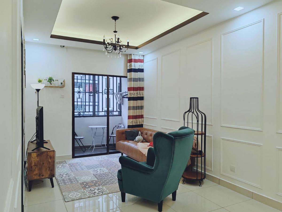 White On Cameron By Icolor * Tanah Rata