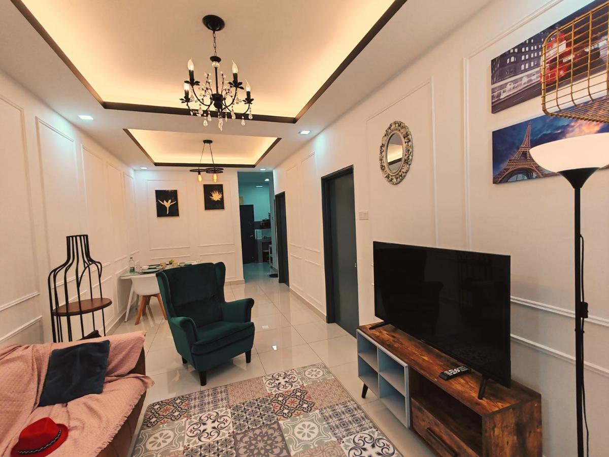 White On Cameron By Icolor Apartment